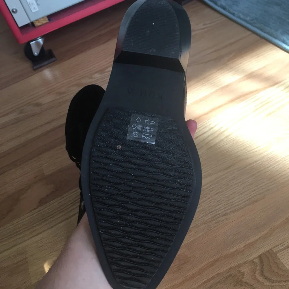 Kelsi Dagger Cortez black booties - Picture 7 of 7